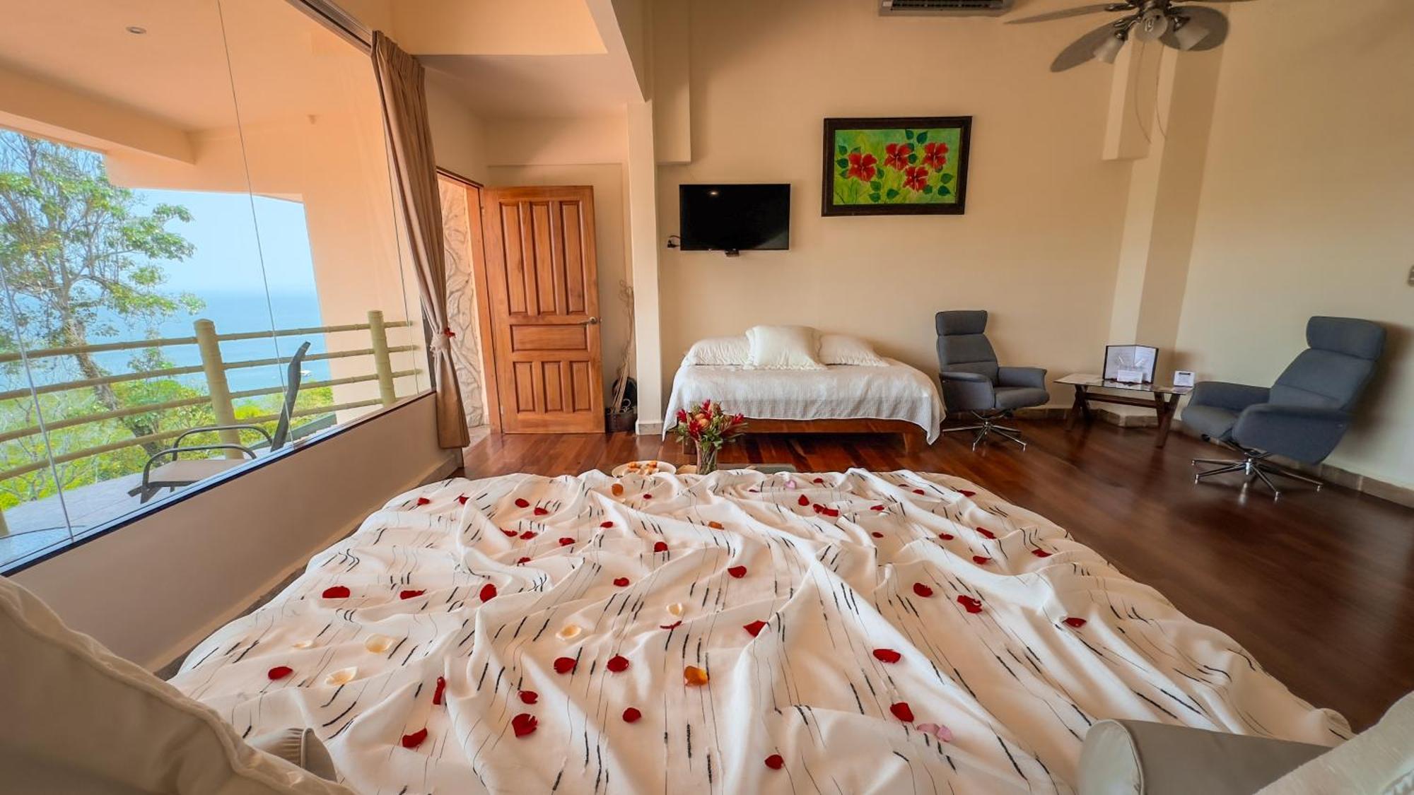 Issimo Suites (Adults Only) Manuel Antonio Exterior foto