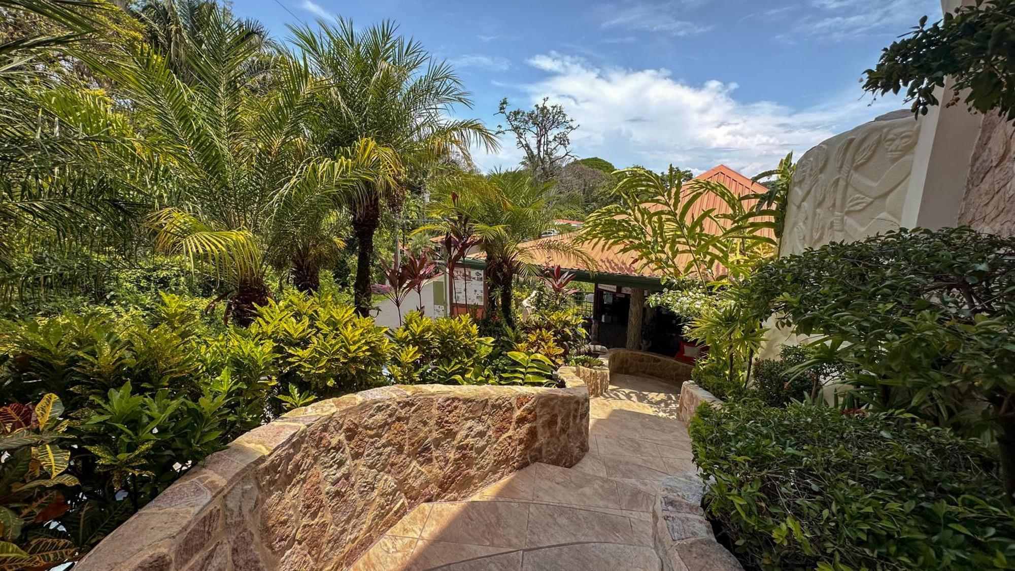 Issimo Suites (Adults Only) Manuel Antonio Exterior foto